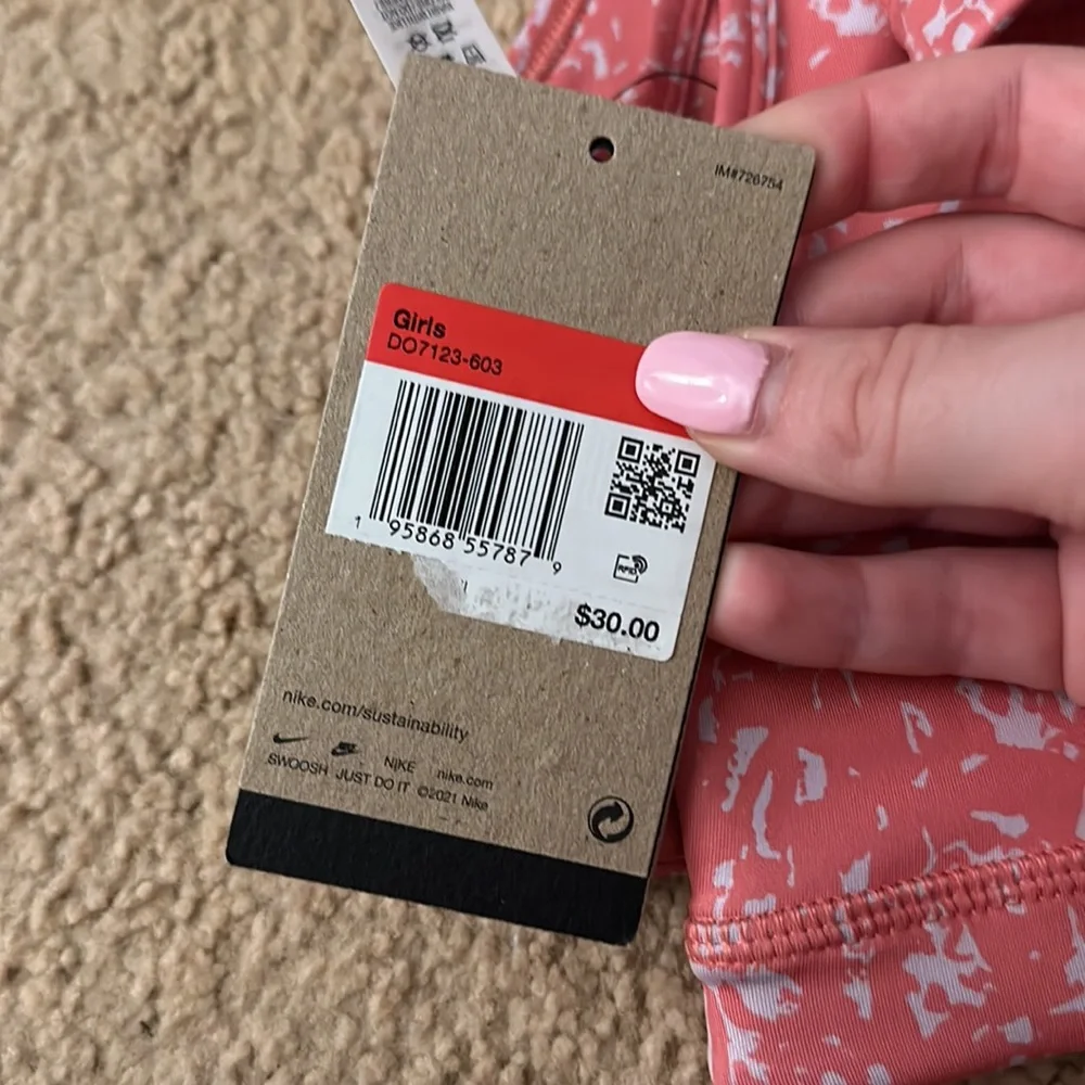 Girls Nike sports bra - Picture 5 of 5
